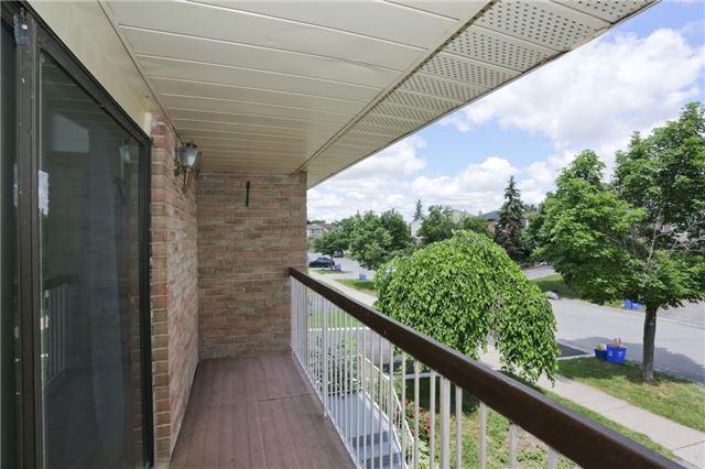 519 Hayward Cres, House detached with 4 bedrooms, 2 bathrooms and 2 parking in Milton ON | Image 7