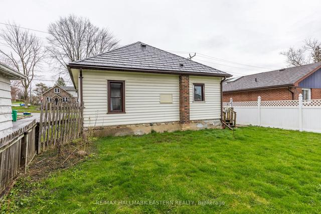1053 Western Ave, House detached with 2 bedrooms, 1 bathrooms and 2 parking in Peterborough ON | Image 31