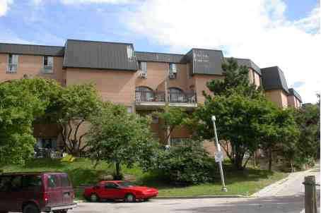 2066 - 100 Mornelle Crt, Townhouse with 2 bedrooms, 3 bathrooms and 1 parking in Toronto ON | Image 1