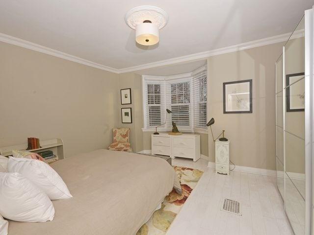 36 Aberdeen Ave, House attached with 3 bedrooms, 3 bathrooms and null parking in Toronto ON | Image 12