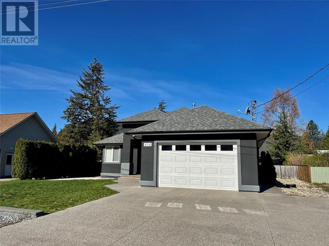 434 Cottonwood Avenue, House detached with 3 bedrooms, 2 bathrooms and 7 parking in Sicamous BC | Image 3