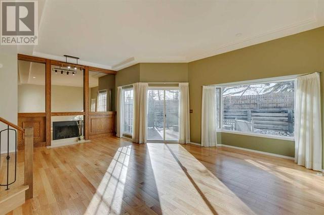 260, - 4037 42 Street Nw, House attached with 2 bedrooms, 2 bathrooms and 3 parking in Calgary AB | Image 7