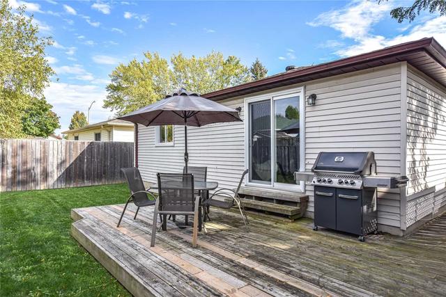 38 Laurie Cres, House detached with 3 bedrooms, 2 bathrooms and 3 parking in Barrie ON | Image 33