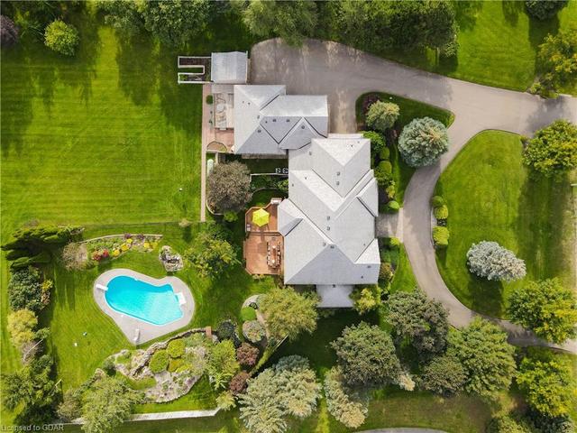 22 Bridlewood Boulevard, House detached with 6 bedrooms, 4 bathrooms and 23 parking in Halton Hills ON | Image 2