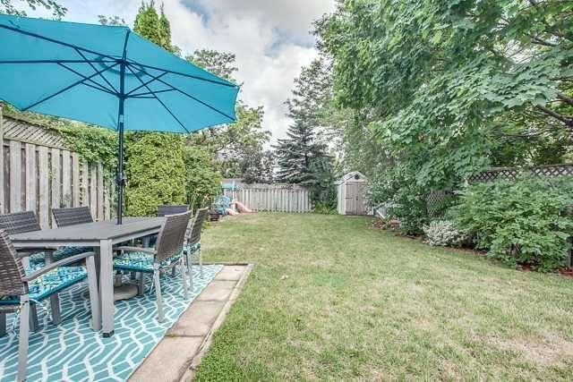 8 Turnberry Cres, House attached with 3 bedrooms, 2 bathrooms and 2 parking in Clarington ON | Image 15