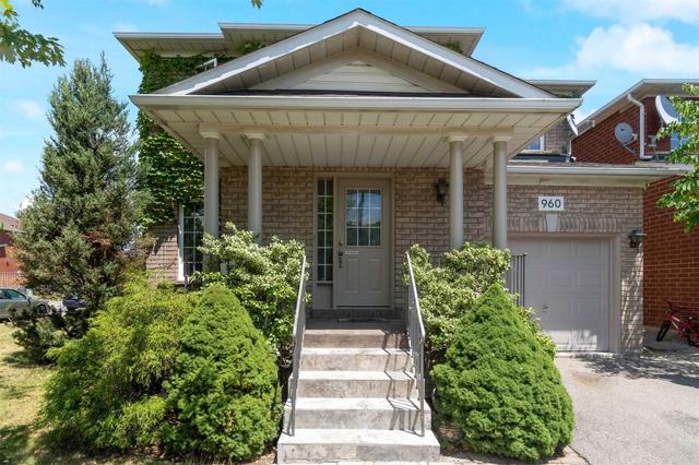 960 Fielder Dr, House detached with 3 bedrooms, 3 bathrooms and 4 parking in Mississauga ON | Image 1