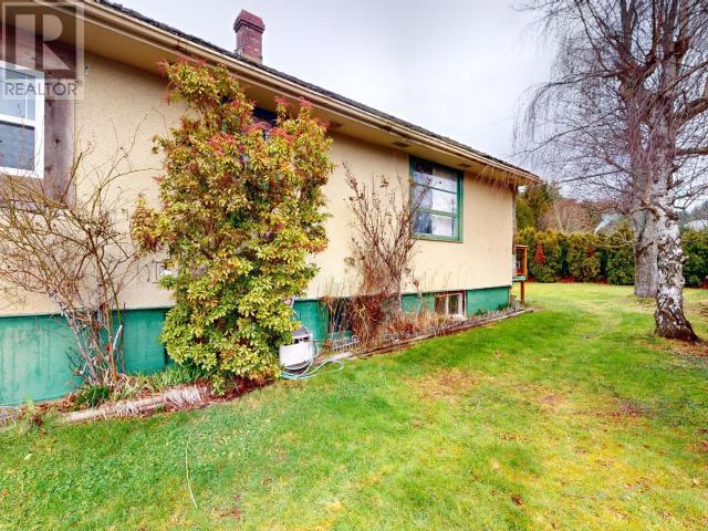 6601 Sutherland Ave, House detached with 2 bedrooms, 1 bathrooms and 1 parking in Powell River BC | Image 24