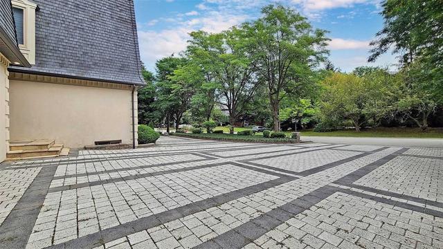106 Teefy Ave, House detached with 5 bedrooms, 10 bathrooms and 10 parking in Richmond Hill ON | Image 38