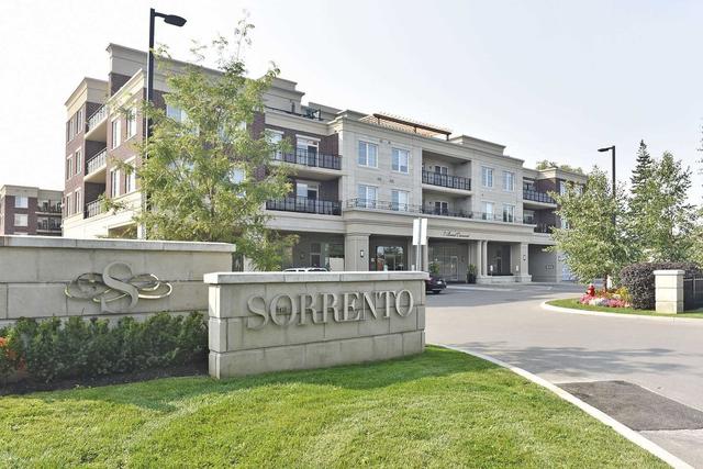 322 - 7 Bond Cres, Condo with 1 bedrooms, 2 bathrooms and 1 parking in Richmond Hill ON | Image 1