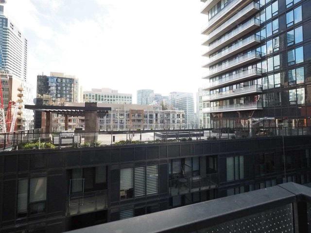901 - 125 Blue Jays Way, Condo with 1 bedrooms, 1 bathrooms and 0 parking in Toronto ON | Image 3