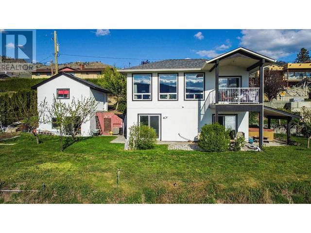 4004 39th Street, House detached with 2 bedrooms, 2 bathrooms and 3 parking in Okanagan Similkameen A BC | Image 7