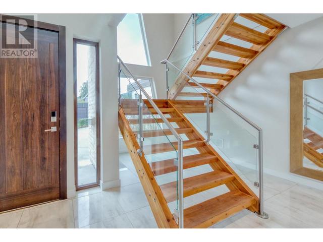 3606 Edgemont Boulevard, House detached with 7 bedrooms, 6 bathrooms and 5 parking in North Vancouver BC | Image 10