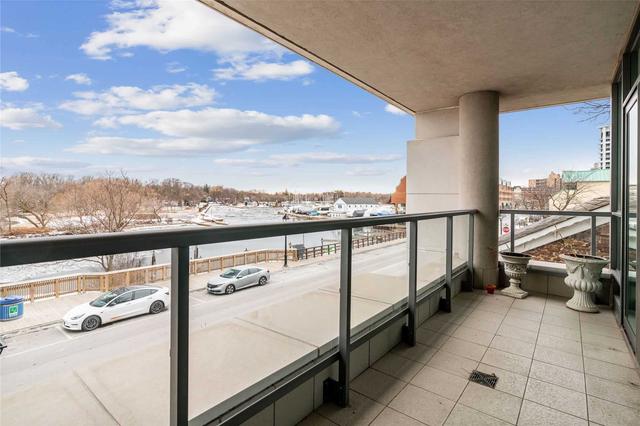 215 - 11 Bronte Rd, Condo with 2 bedrooms, 2 bathrooms and 2 parking in Oakville ON | Image 15