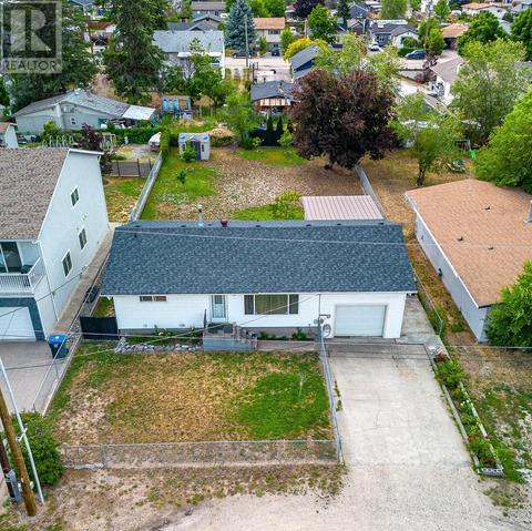 390 Asher Road, Kelowna, BC, V1X3H7 | Card Image