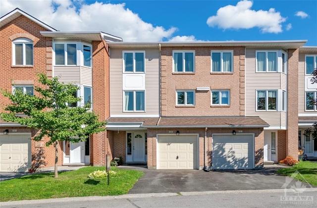 6 Millrise Lane, Townhouse with 3 bedrooms, 3 bathrooms and 2 parking in Ottawa ON | Card Image