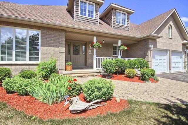 26 Whitebirch Lane, House detached with 3 bedrooms, 4 bathrooms and 9 parking in East Gwillimbury ON | Image 1