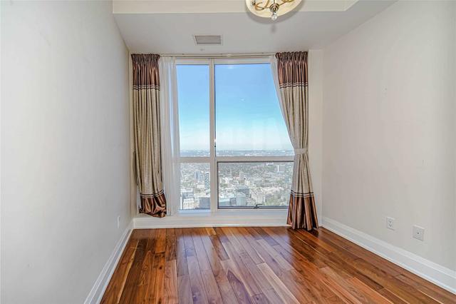 7712 - 388 Yonge St, Condo with 2 bedrooms, 2 bathrooms and 1 parking in Toronto ON | Image 26