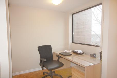418 - 10 Sunrise Ave, Condo with 4 bedrooms, 2 bathrooms and 1 parking in Toronto ON | Image 8