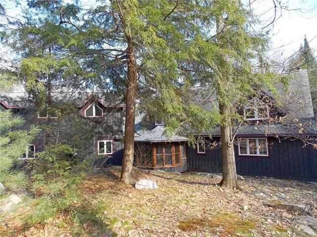 1086 Partridge Lane, House detached with 3 bedrooms, 5 bathrooms and 8 parking in Muskoka Lakes ON | Image 37