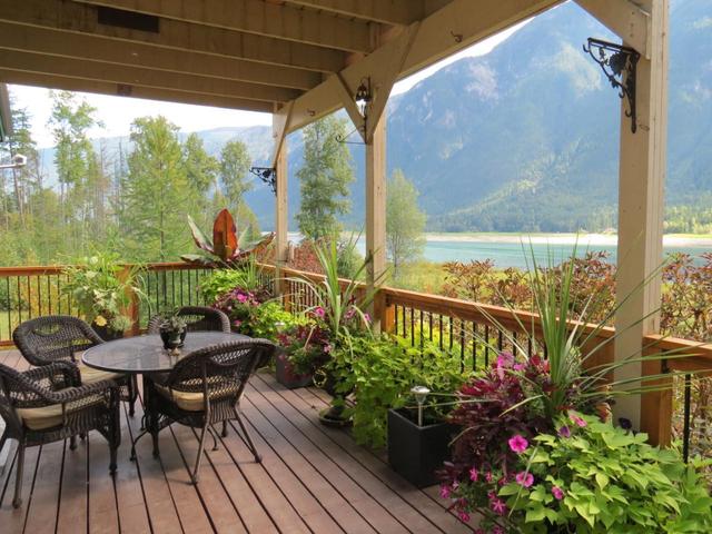 240 Arrow Park Demars Road, House detached with 3 bedrooms, 2 bathrooms and null parking in Central Kootenay K BC | Image 44