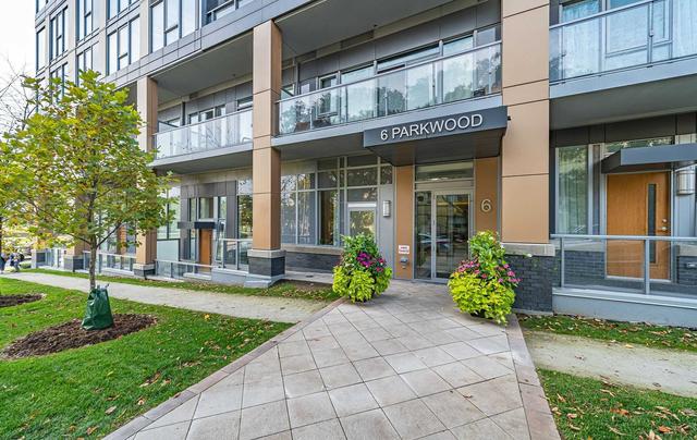 th05 - 6 Parkwood Ave, Townhouse with 2 bedrooms, 3 bathrooms and 2 parking in Toronto ON | Image 32