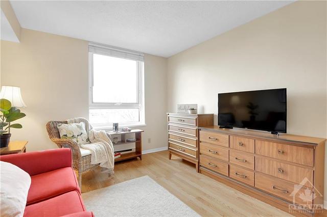 411 - 80 Sandcastle Drive, Condo with 2 bedrooms, 2 bathrooms and 1 parking in Ottawa ON | Image 20