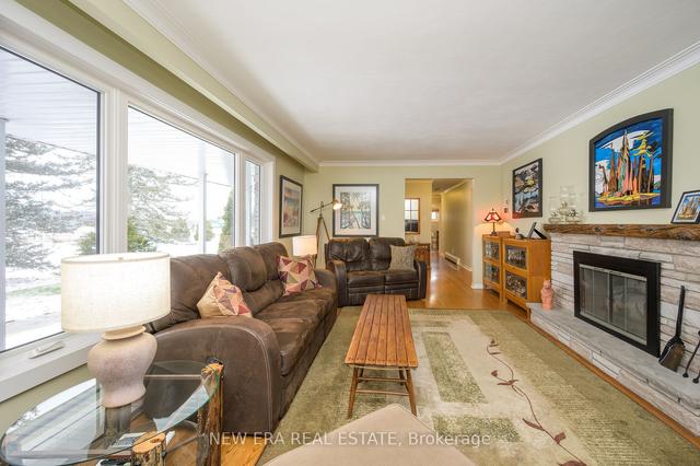 6310 Walkers Line, House detached with 3 bedrooms, 3 bathrooms and 11 parking in Burlington ON | Image 36