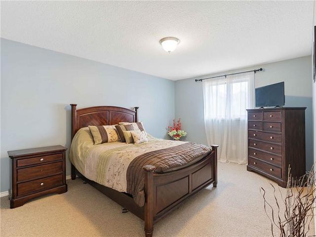 563 Grey Street, House semidetached with 3 bedrooms, 2 bathrooms and 1 parking in Brantford ON | Image 14