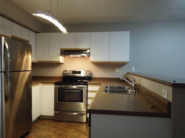 211 - 4015 Kilmer Dr, Condo with 2 bedrooms, 2 bathrooms and 1 parking in Burlington ON | Image 6