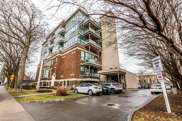 305 - 50 Murray Street W, House attached with 2 bedrooms, 1 bathrooms and 1 parking in Hamilton ON | Image 1