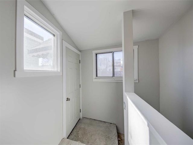 (back) - 282 Jones Ave, House detached with 1 bedrooms, 1 bathrooms and 1 parking in Toronto ON | Image 3