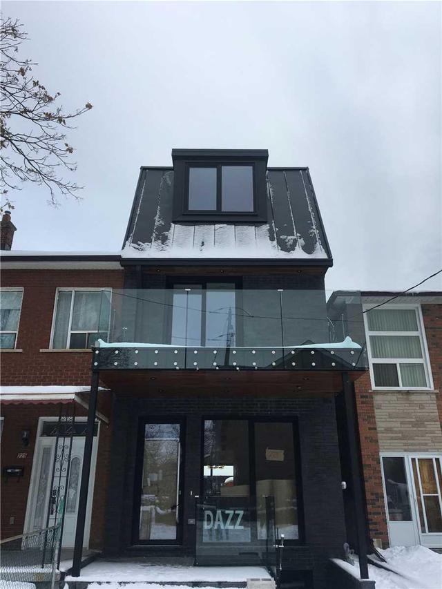 Upper - 223 Lisgar St, House semidetached with 1 bedrooms, 1 bathrooms and null parking in Toronto ON | Image 1