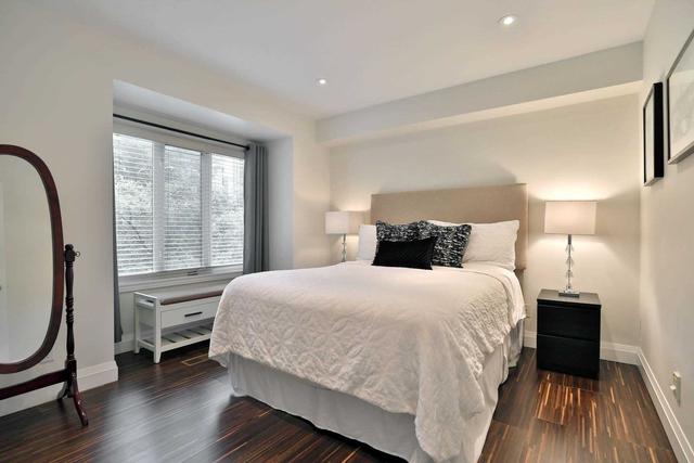 th2 - 208 Niagara St, Townhouse with 3 bedrooms, 2 bathrooms and 1 parking in Toronto ON | Image 6