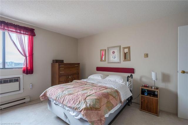 902 - 135 Baseline Road W, House attached with 2 bedrooms, 1 bathrooms and 1 parking in London ON | Image 11