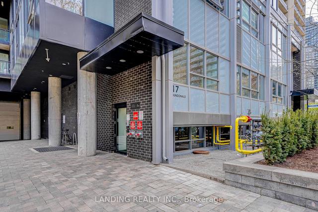 1105 - 17 Dundonald St, Condo with 1 bedrooms, 1 bathrooms and 1 parking in Toronto ON | Image 12