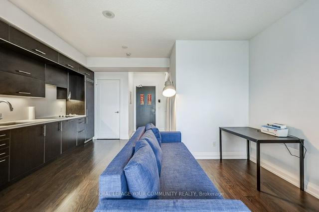3004 - 2 Anndale Dr, Condo with 1 bedrooms, 1 bathrooms and 0 parking in Toronto ON | Image 2