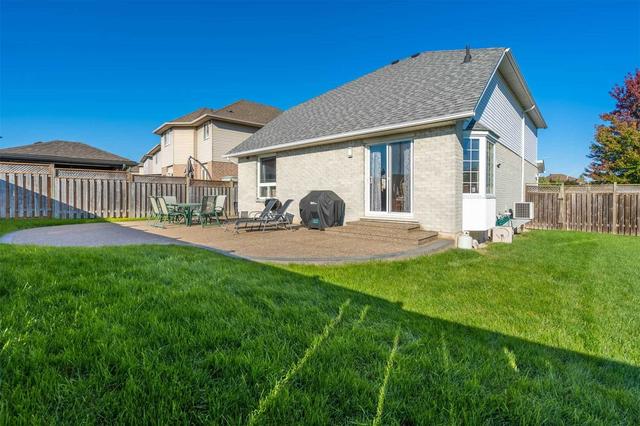 186 Locheed Dr, House detached with 3 bedrooms, 3 bathrooms and 6 parking in Hamilton ON | Image 27