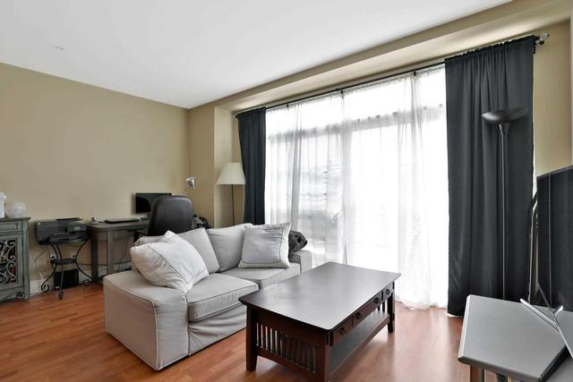 303 - 459 Kerr St, Condo with 1 bedrooms, 1 bathrooms and 1 parking in Oakville ON | Image 5