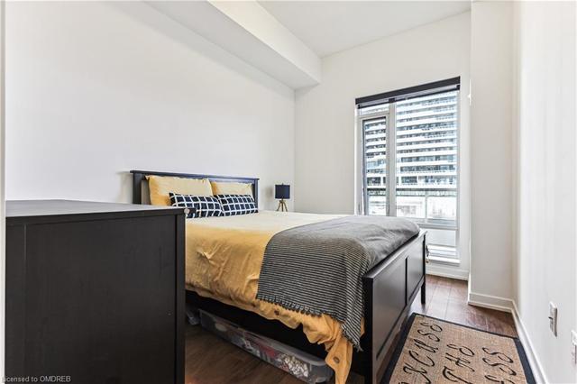 302 - 2560 Eglinton Avenue W, House attached with 1 bedrooms, 2 bathrooms and 2 parking in Toronto ON | Image 13