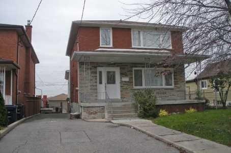 328 Gilbert Ave, House detached with 3 bedrooms, 1 bathrooms and 4 parking in Toronto ON | Image 1