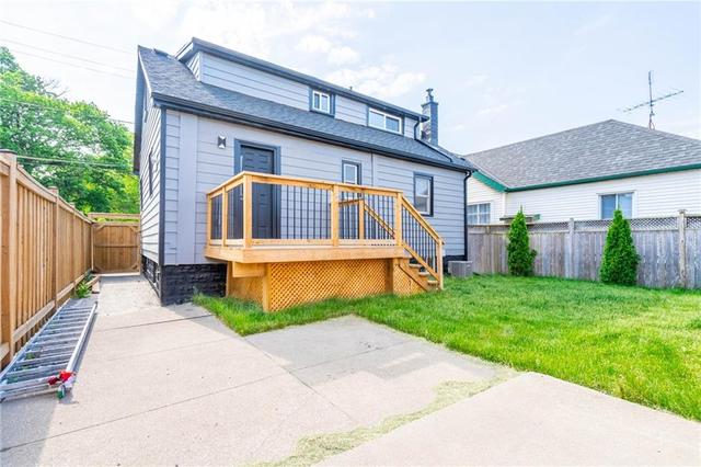 18 East 18th Street, House detached with 3 bedrooms, 2 bathrooms and 1 parking in Hamilton ON | Image 50