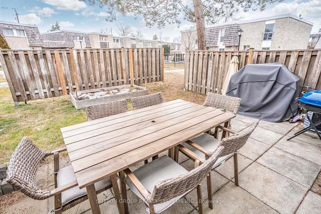 42 - 713 Burnhamthorpe Rd, Townhouse with 3 bedrooms, 2 bathrooms and 1 parking in Toronto ON | Image 25