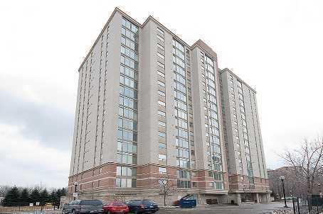 902 - 200 Burnhamthorpe Rd E, Condo with 1 bedrooms, 1 bathrooms and 1 parking in Mississauga ON | Image 1