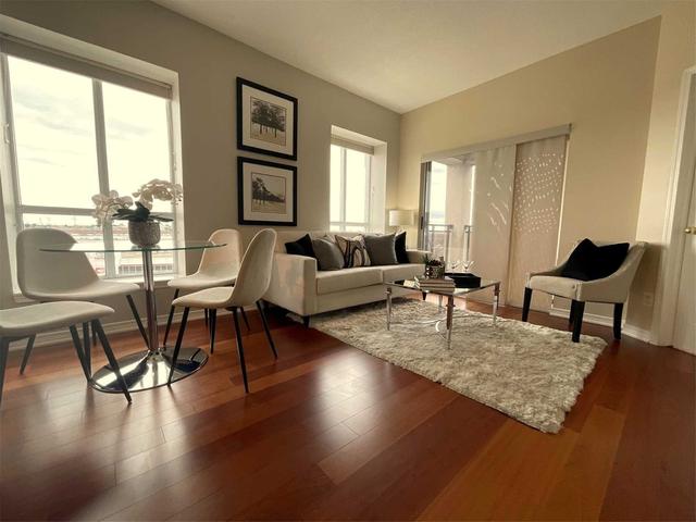 622 - 8 Maison Parc Crt, Condo with 1 bedrooms, 1 bathrooms and 1 parking in Vaughan ON | Card Image