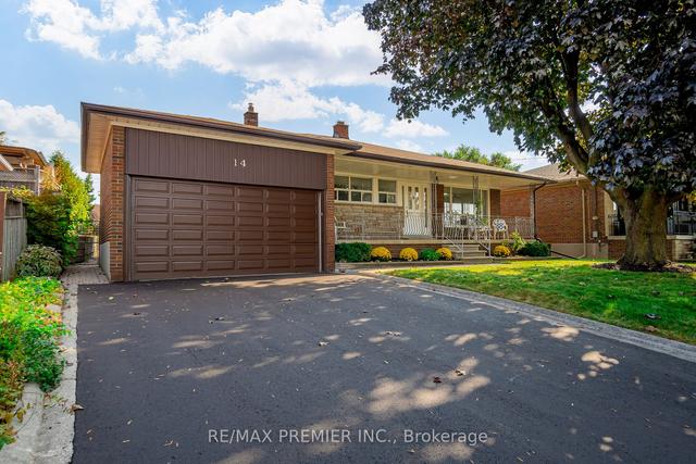 14 Veerland Dr, House detached with 3 bedrooms, 3 bathrooms and 6 parking in Toronto ON | Image 1
