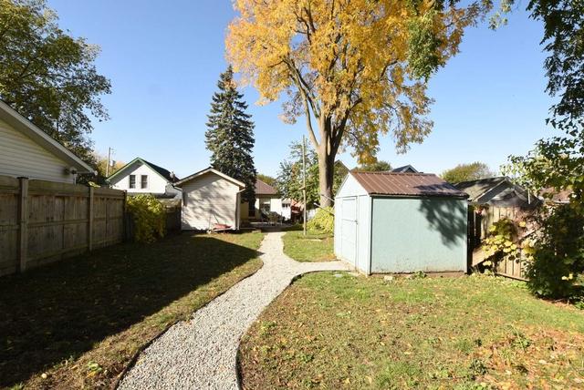 5 Esther St, House detached with 2 bedrooms, 1 bathrooms and 1 parking in Brantford ON | Image 21