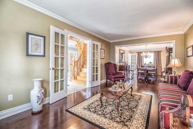 31 Petworth Rd, House detached with 4 bedrooms, 4 bathrooms and 4 parking in Brampton ON | Image 4