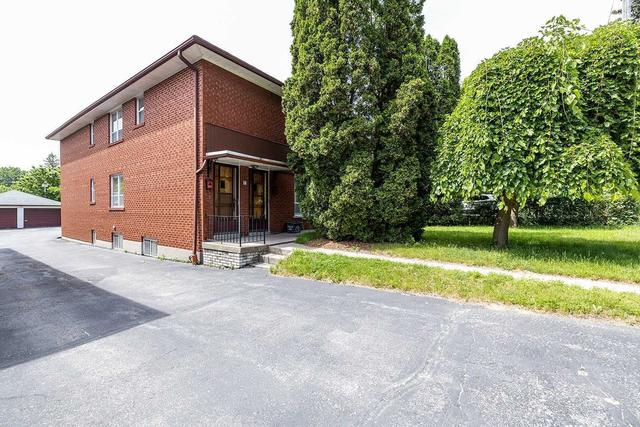 37 Cannon Rd, House detached with 3 bedrooms, 2 bathrooms and 8 parking in Toronto ON | Image 1
