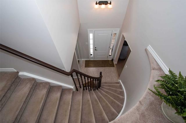 11 Erinlea Cres, House detached with 4 bedrooms, 4 bathrooms and 8 parking in Erin ON | Image 4