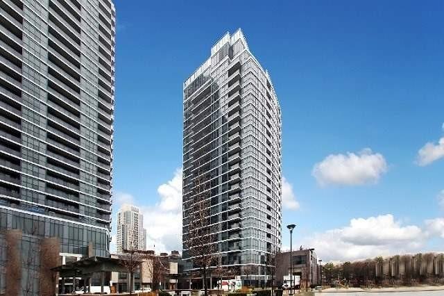 2107 - 1 Valhalla Inn Rd, Condo with 2 bedrooms, 1 bathrooms and 1 parking in Toronto ON | Image 1